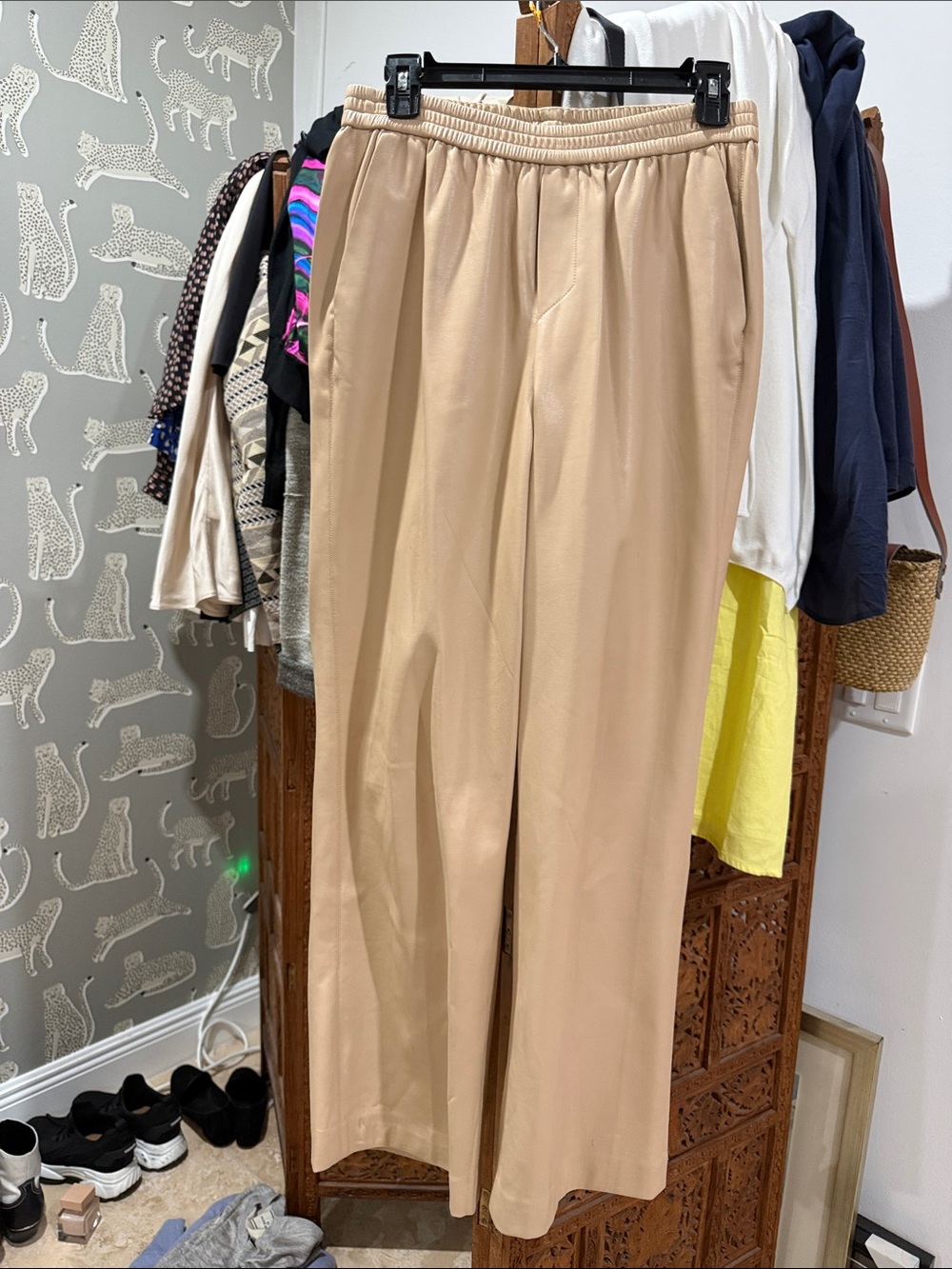 Ellie tahari vegan leather Beige Wide-Leg Elastic-Waist Pants - Women's